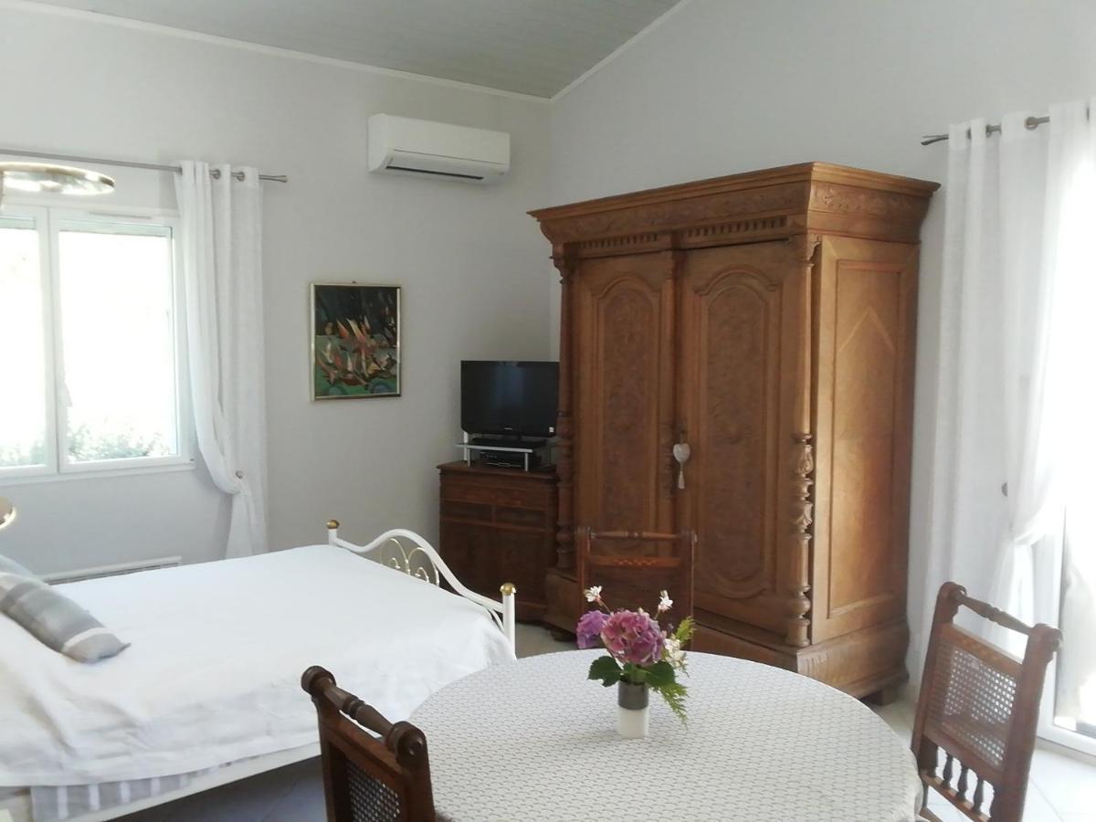 Le Quatorze Apartment Laroque-des-Albères Екстериор снимка